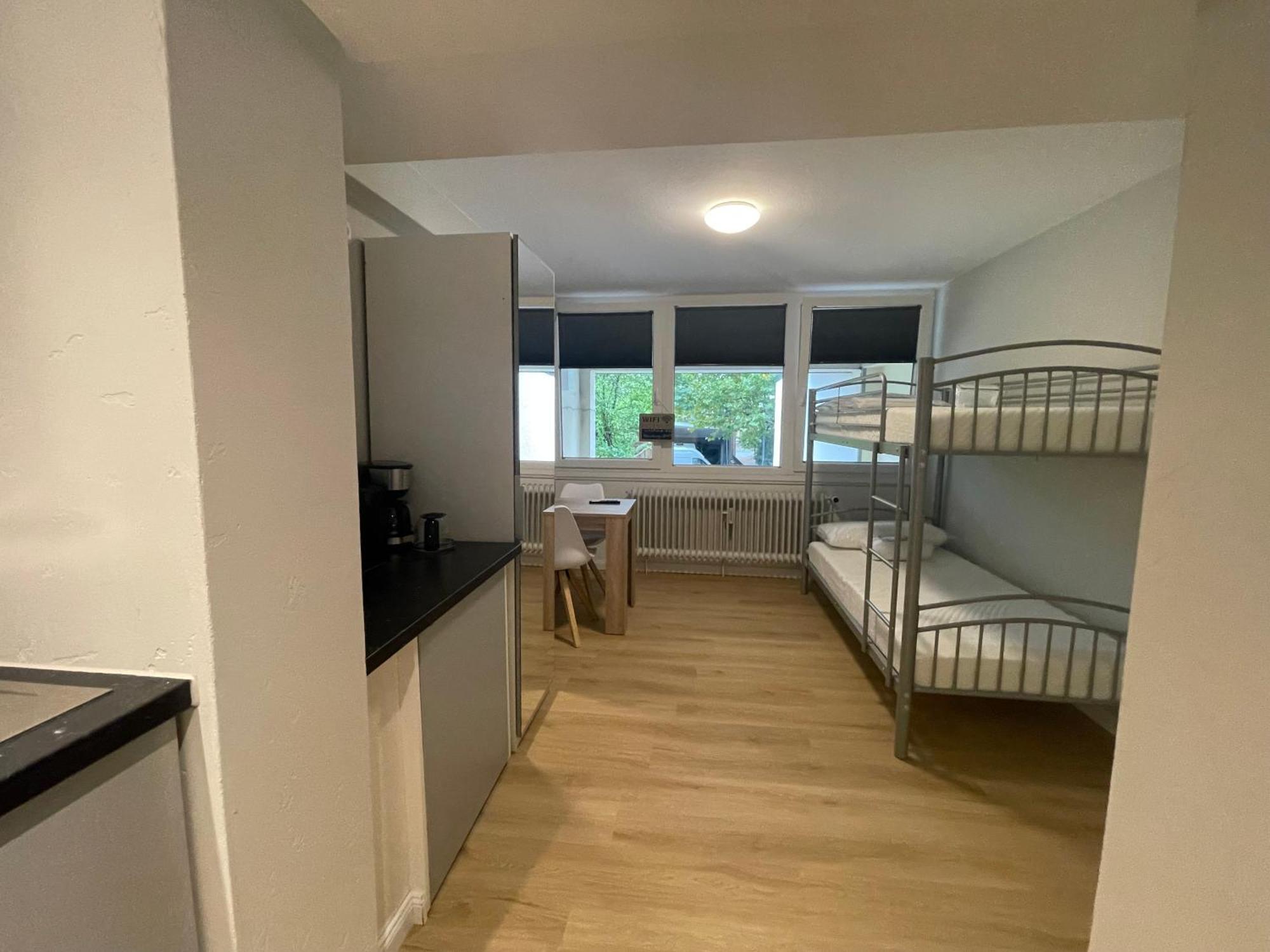 Suesses Kleines Und Zentrales Apartment Fuer Zwei Personen Mitten In Hamburgo Exterior foto